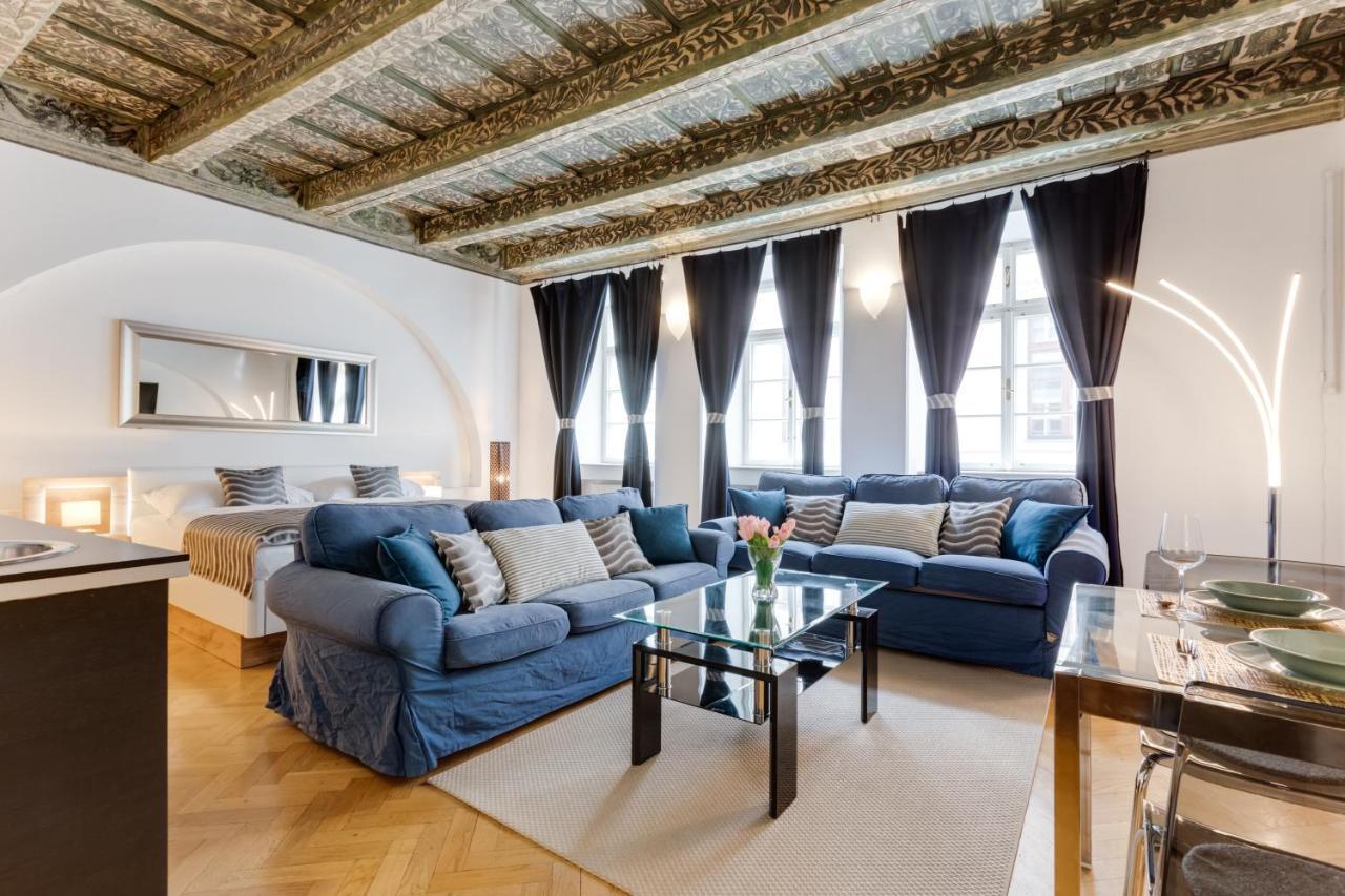 Charles Bridge Royal Apartments - Castle District Prag Dış mekan fotoğraf